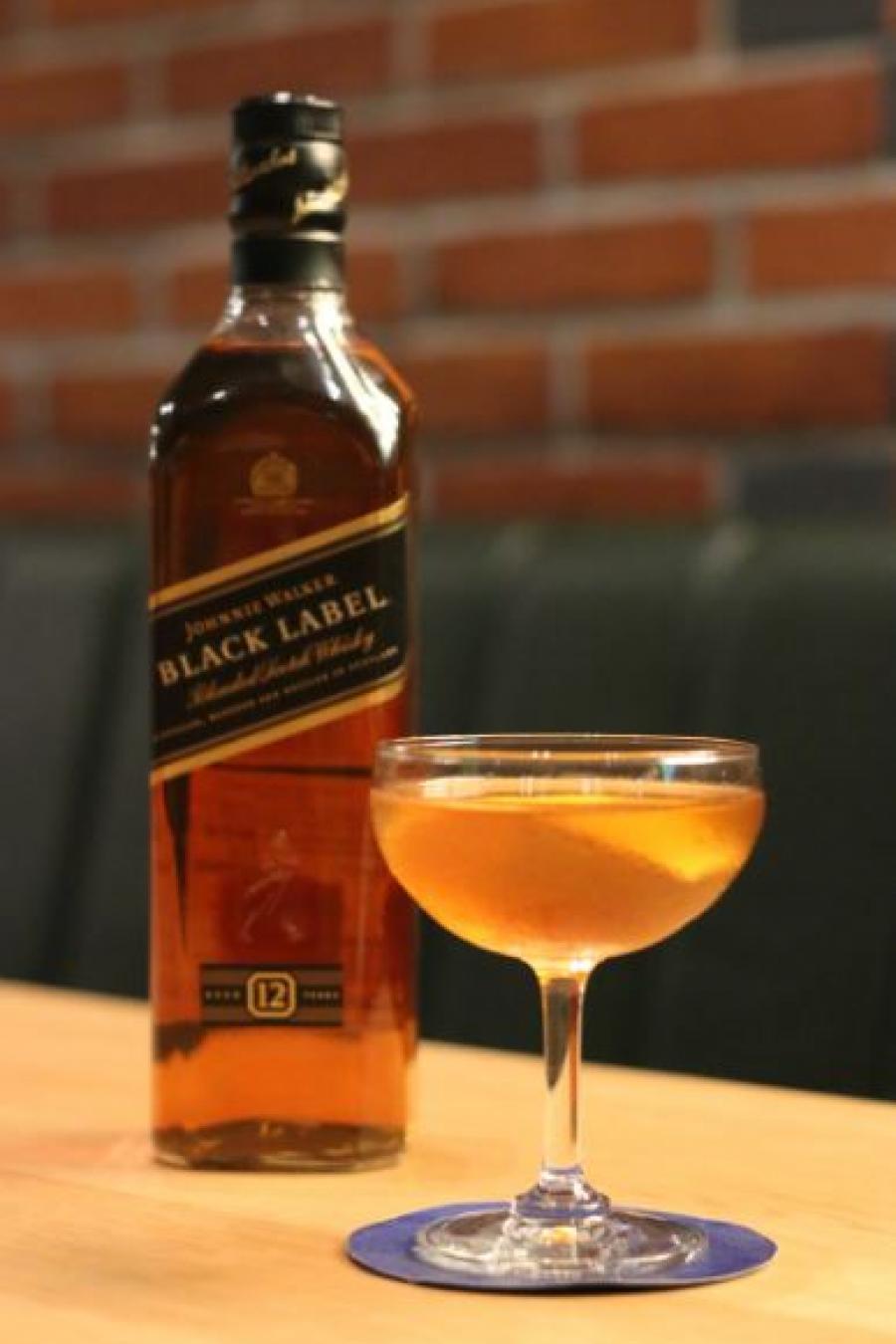 MixYourOwn Crowd Favourites With Johnnie Walker | The Bar